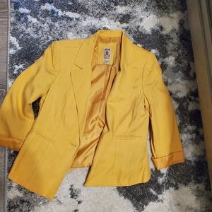 Decree Yello blazer